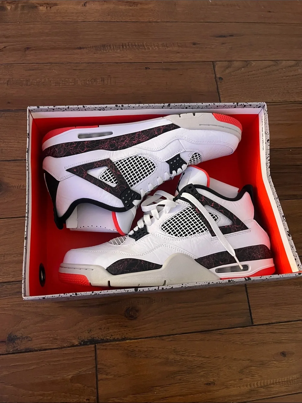 Air Jordan 4 Retro
